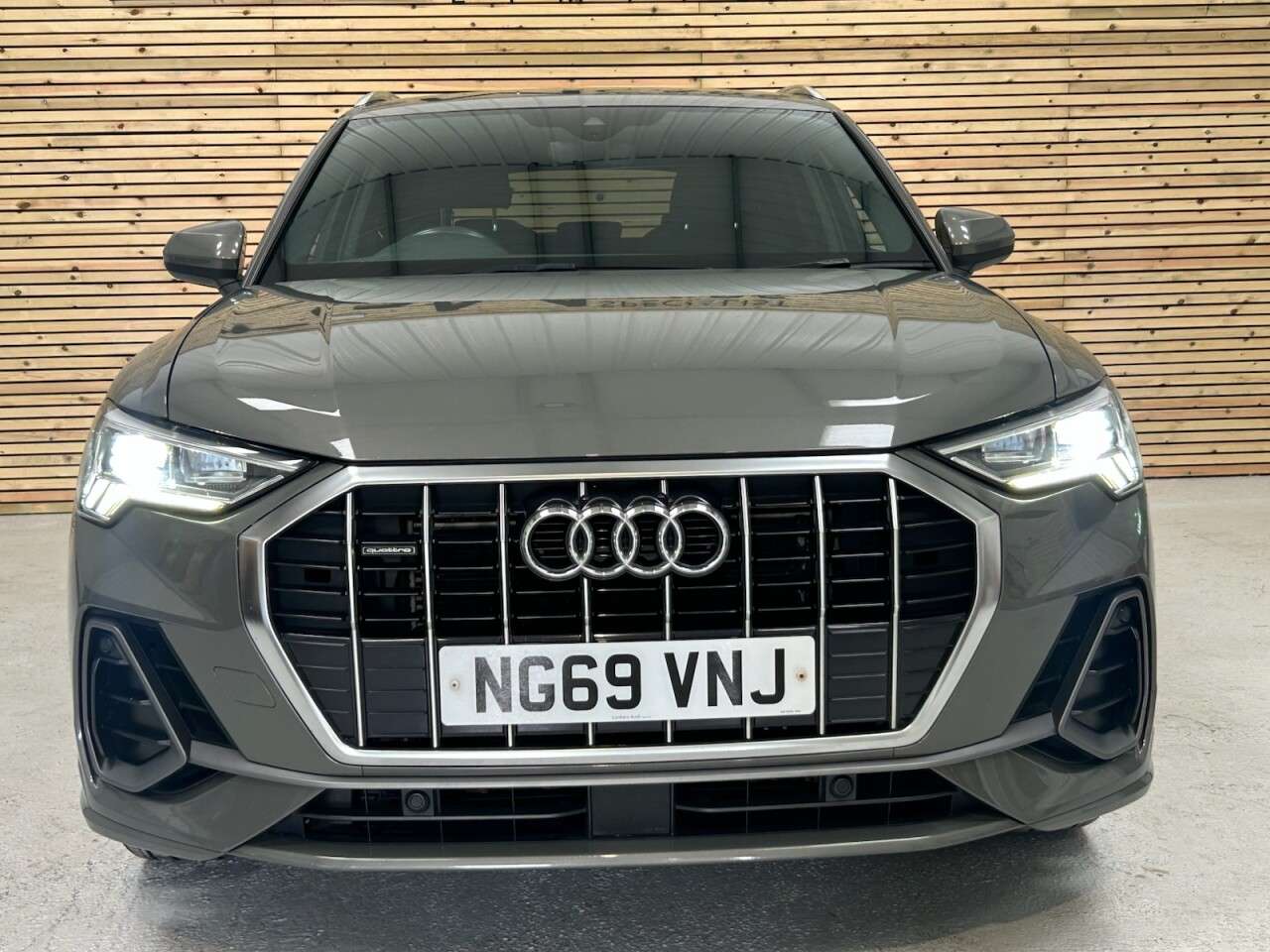 2020 AUDI Q3 2020 AUDI Q3