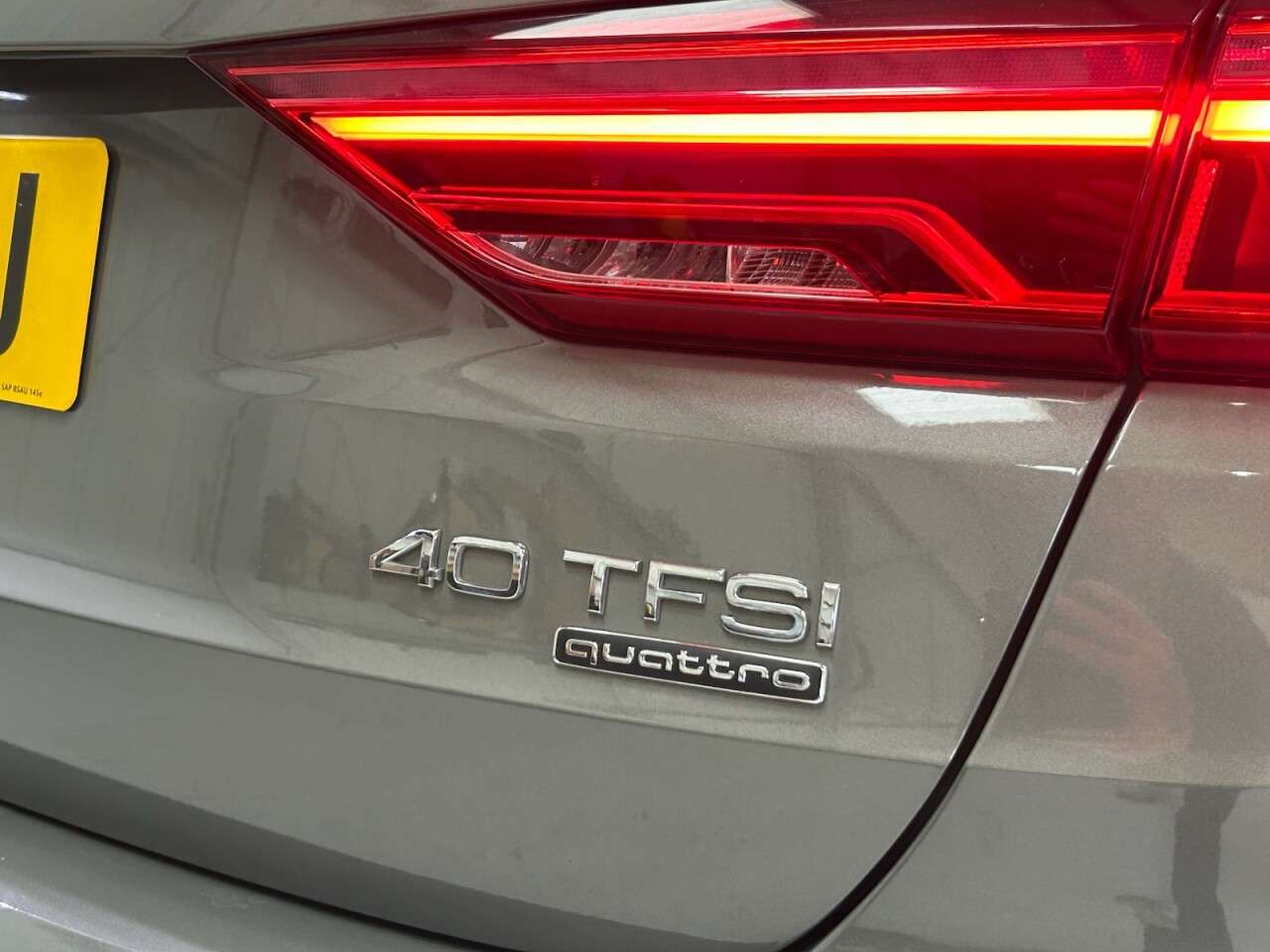2020 AUDI Q3 2020 AUDI Q3