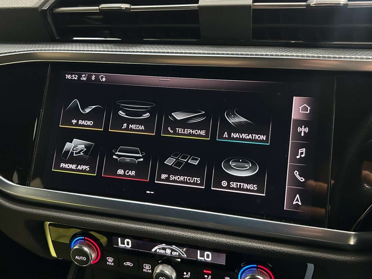 2020 AUDI Q3 2020 AUDI Q3