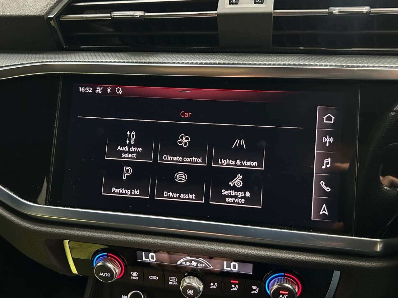 2020 AUDI Q3 2020 AUDI Q3