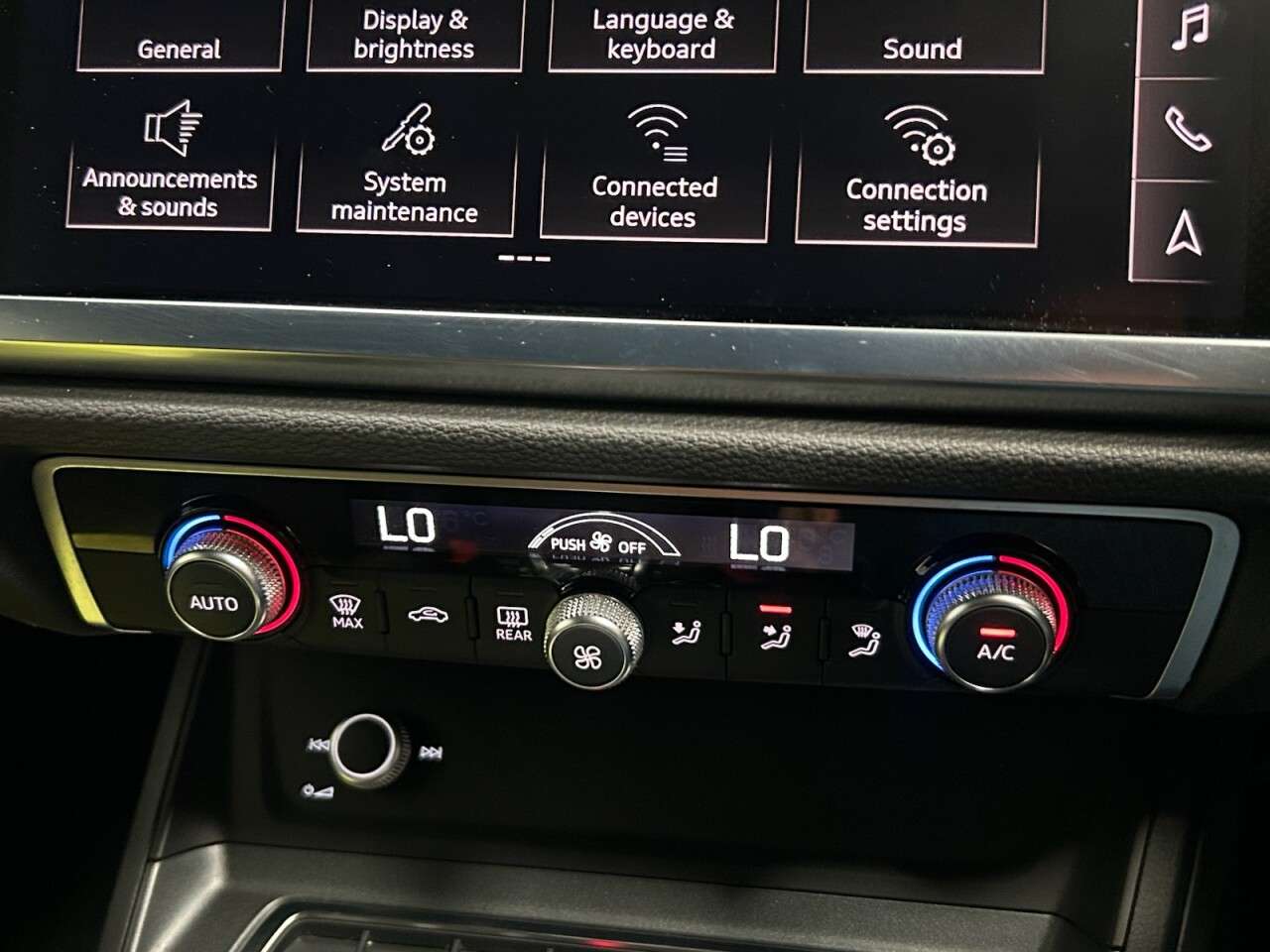 2020 AUDI Q3 2020 AUDI Q3