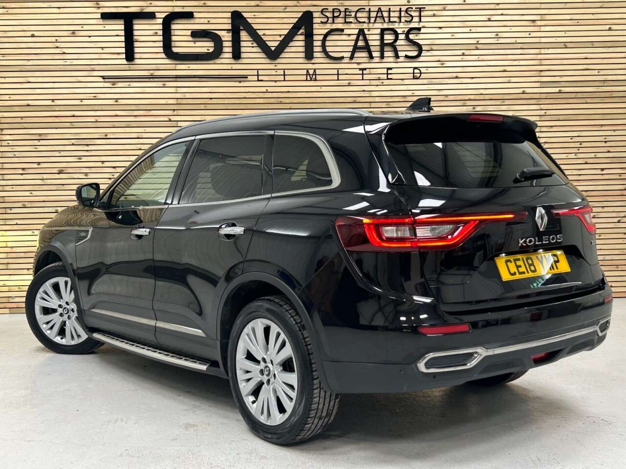 A 2018 RENAULT KOLEOS 2.0 dCi Initiale Paris SUV 5dr Diesel X-Trn A7 4WD Euro 6 (s/s) (175 ps) 2 A 2018 RENAULT KOLEOS 2.0 dCi Initiale Paris SUV 5dr Diesel X-Trn A7 4WD Euro 6 (s/s) (175 ps) 2