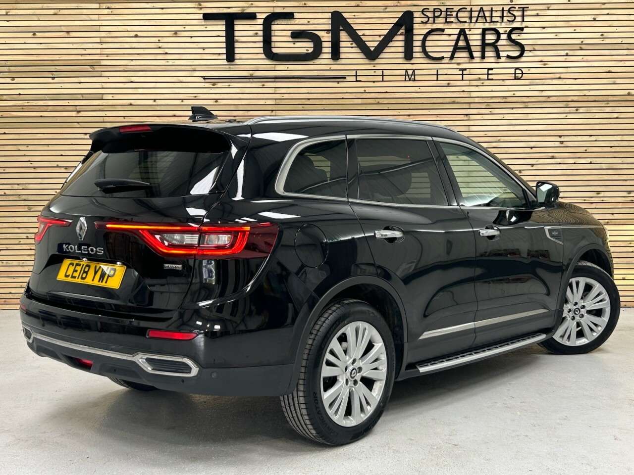 A 2018 RENAULT KOLEOS 2.0 dCi Initiale Paris SUV 5dr Diesel X-Trn A7 4WD Euro 6 (s/s) (175 ps) 2 A 2018 RENAULT KOLEOS 2.0 dCi Initiale Paris SUV 5dr Diesel X-Trn A7 4WD Euro 6 (s/s) (175 ps) 2