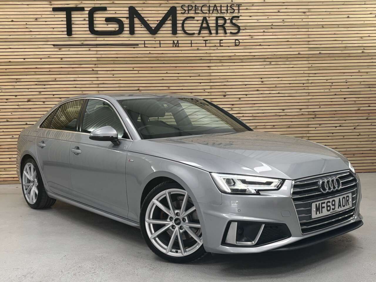 A 2019 AUDI A4 2.0 TFSI 35 S line Saloon 4dr Petrol Manual Euro 6 (s/s) (150 ps) 2 KEYS A 2019 AUDI A4 2.0 TFSI 35 S line Saloon 4dr Petrol Manual Euro 6 (s/s) (150 ps) 2 KEYS