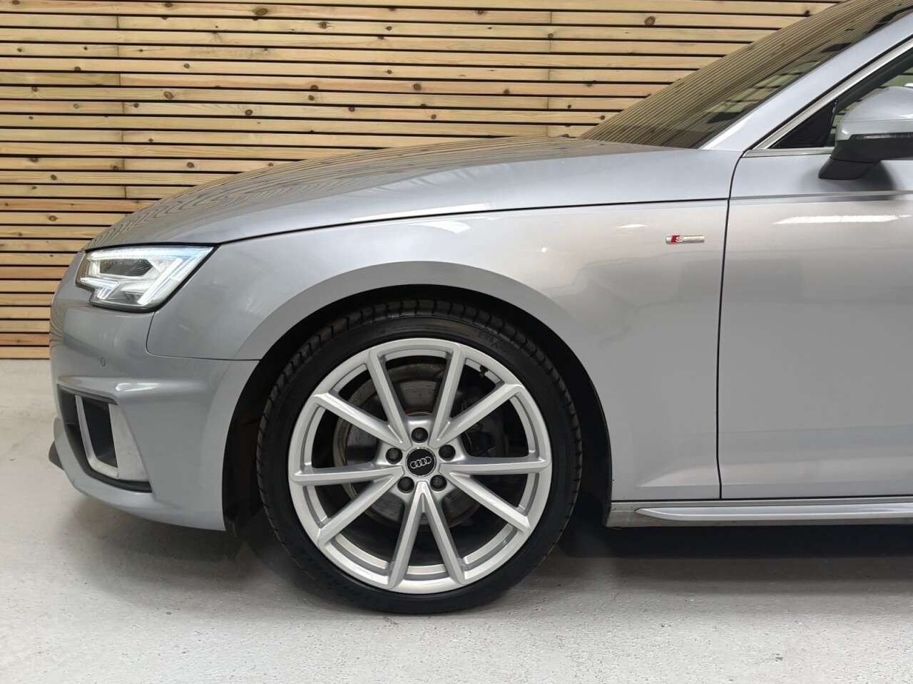2019 AUDI A4 2019 AUDI A4