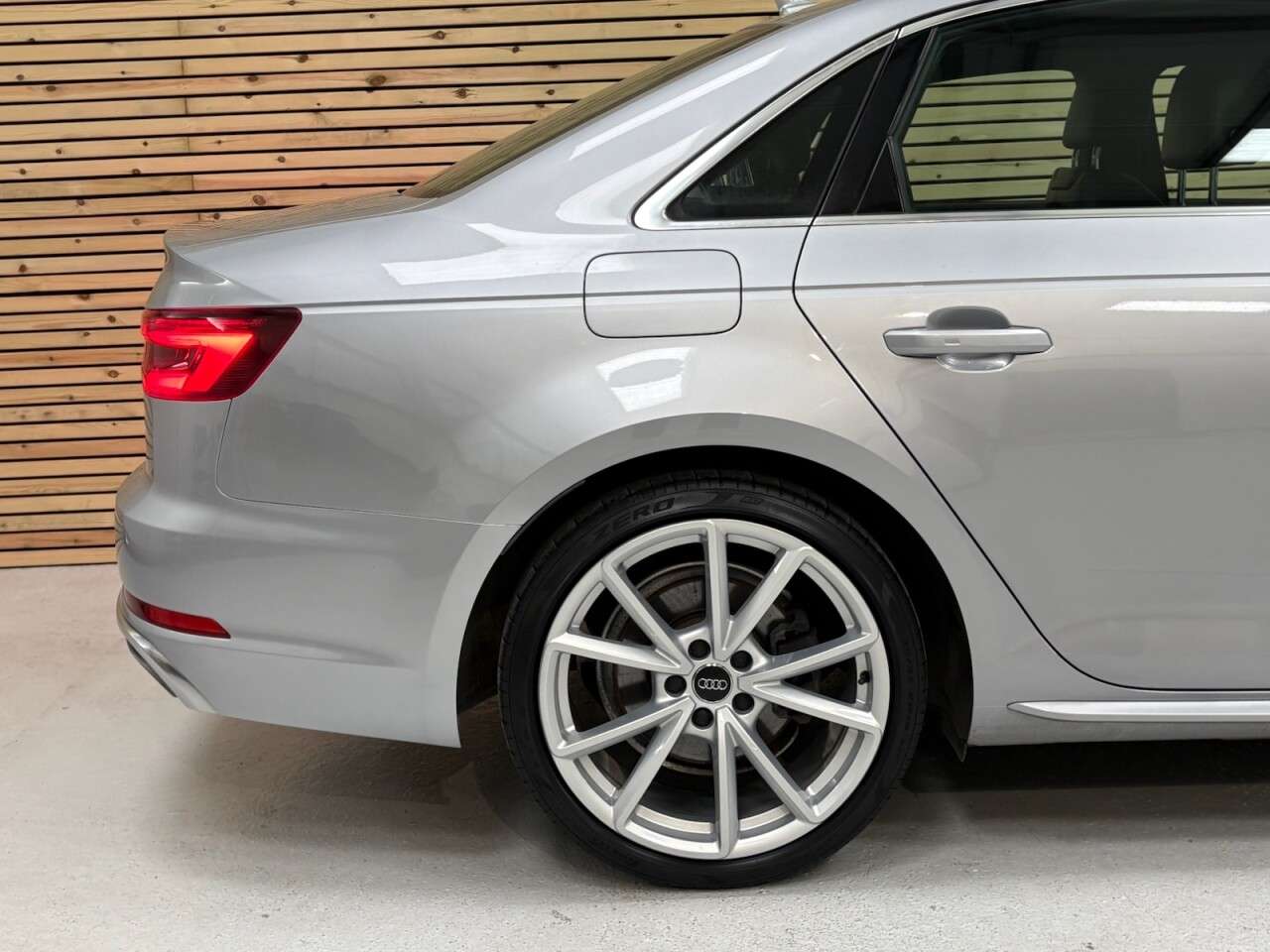 2019 AUDI A4 2019 AUDI A4