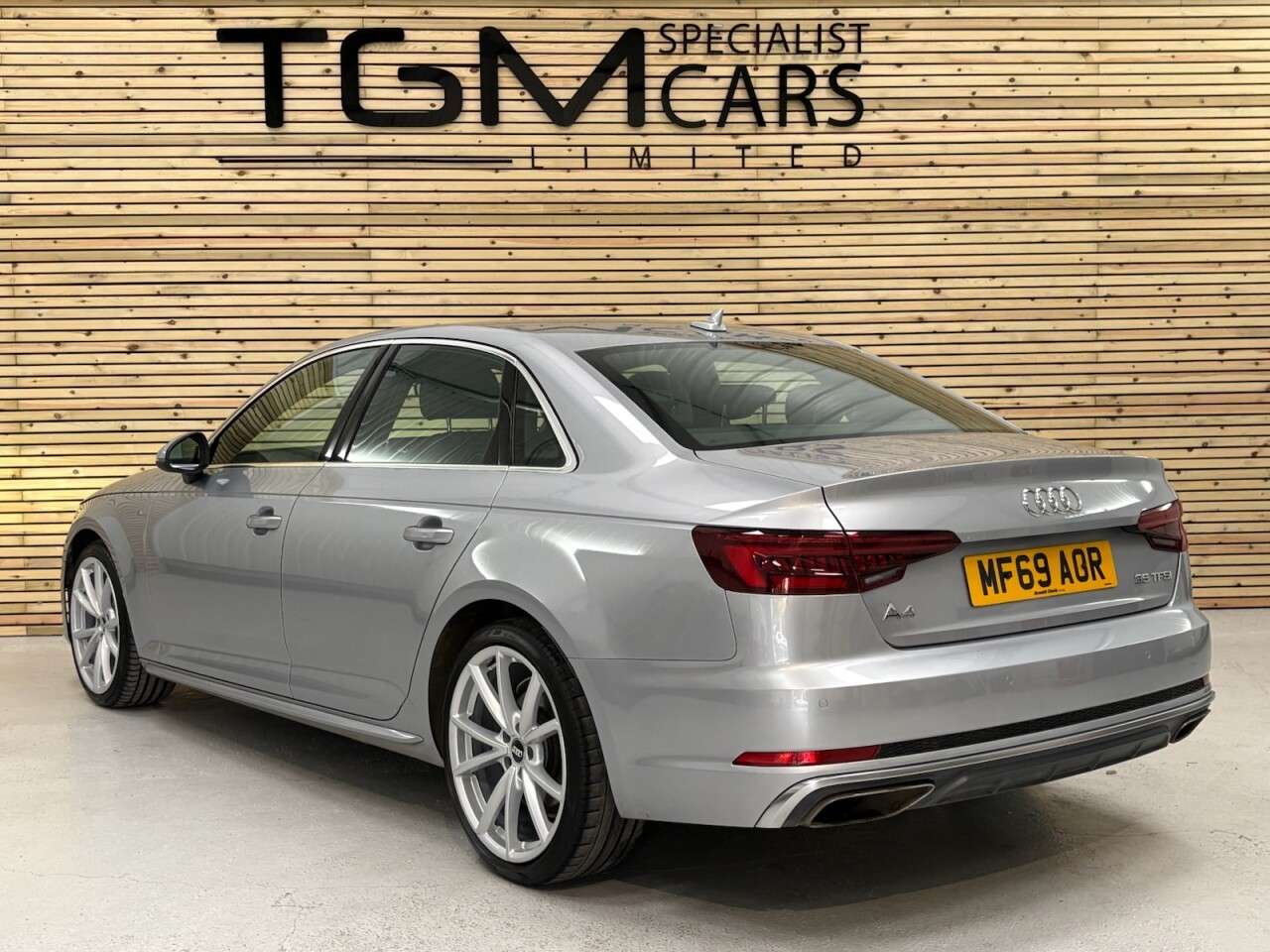 2019 AUDI A4 2019 AUDI A4