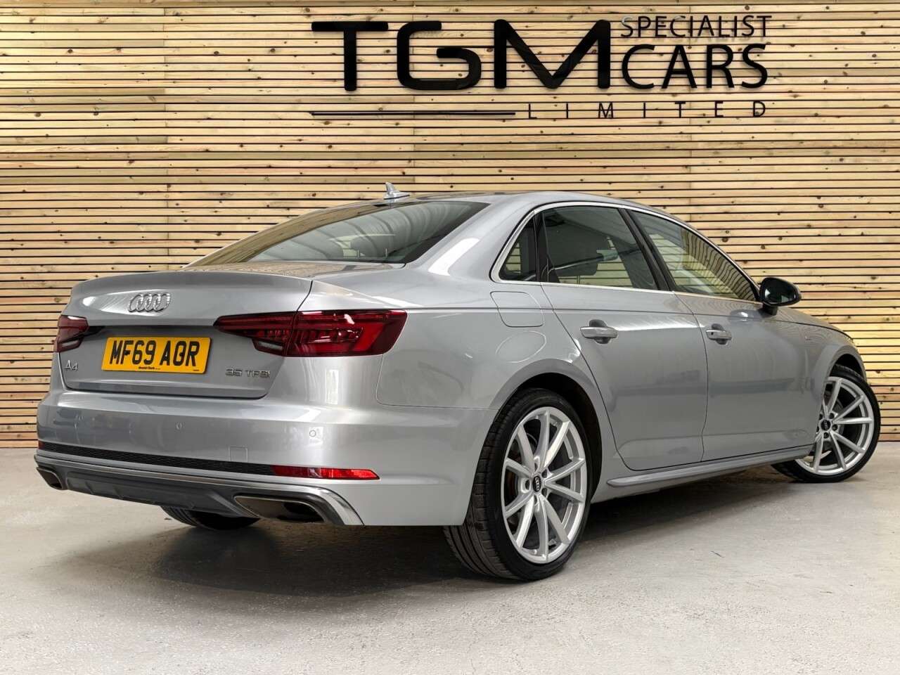 2019 AUDI A4 2019 AUDI A4