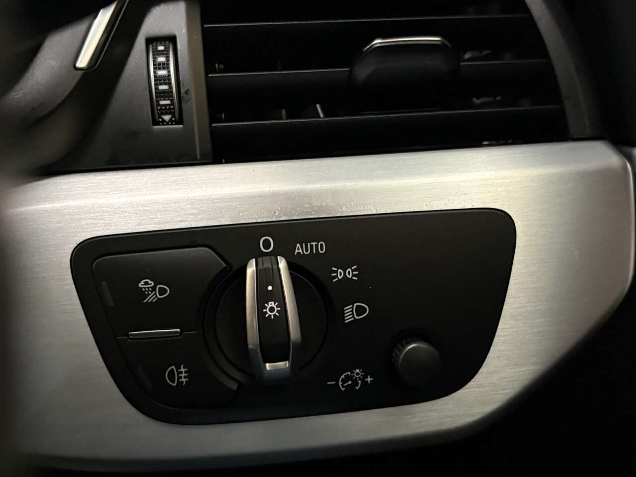 2019 AUDI A4 2019 AUDI A4