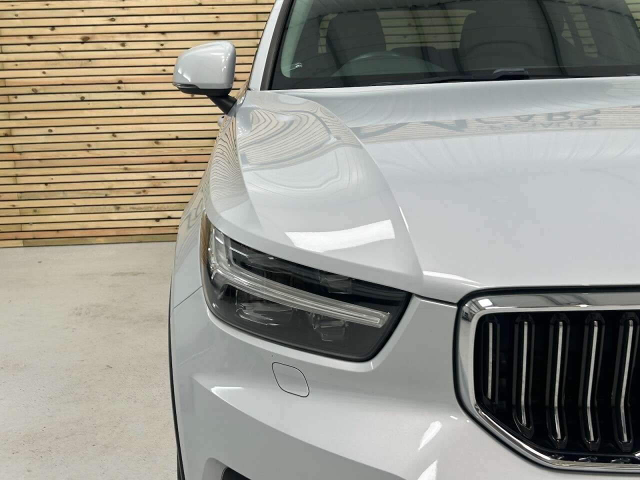 2019 VOLVO XC40 2019 VOLVO XC40