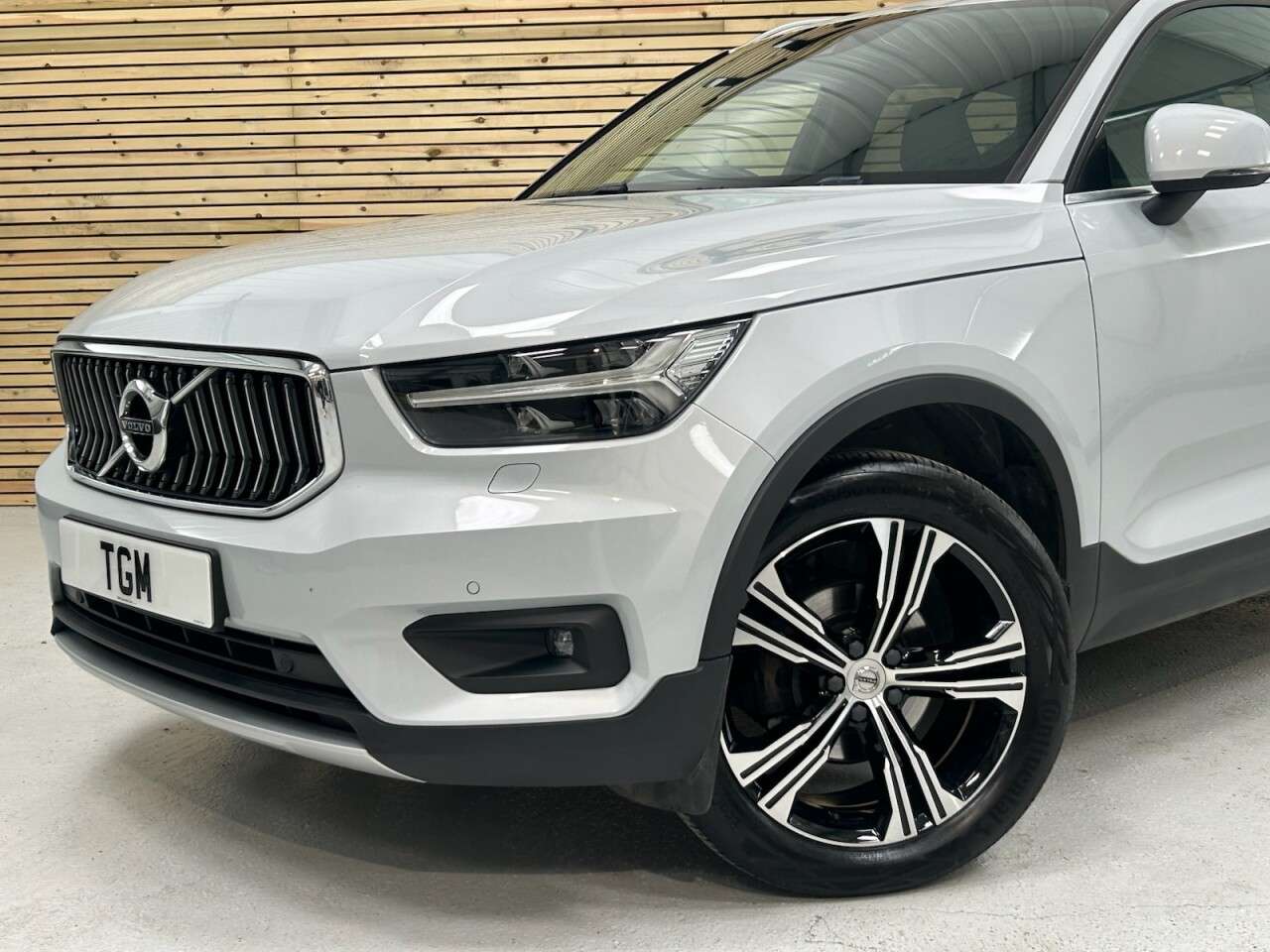 2019 VOLVO XC40 2019 VOLVO XC40