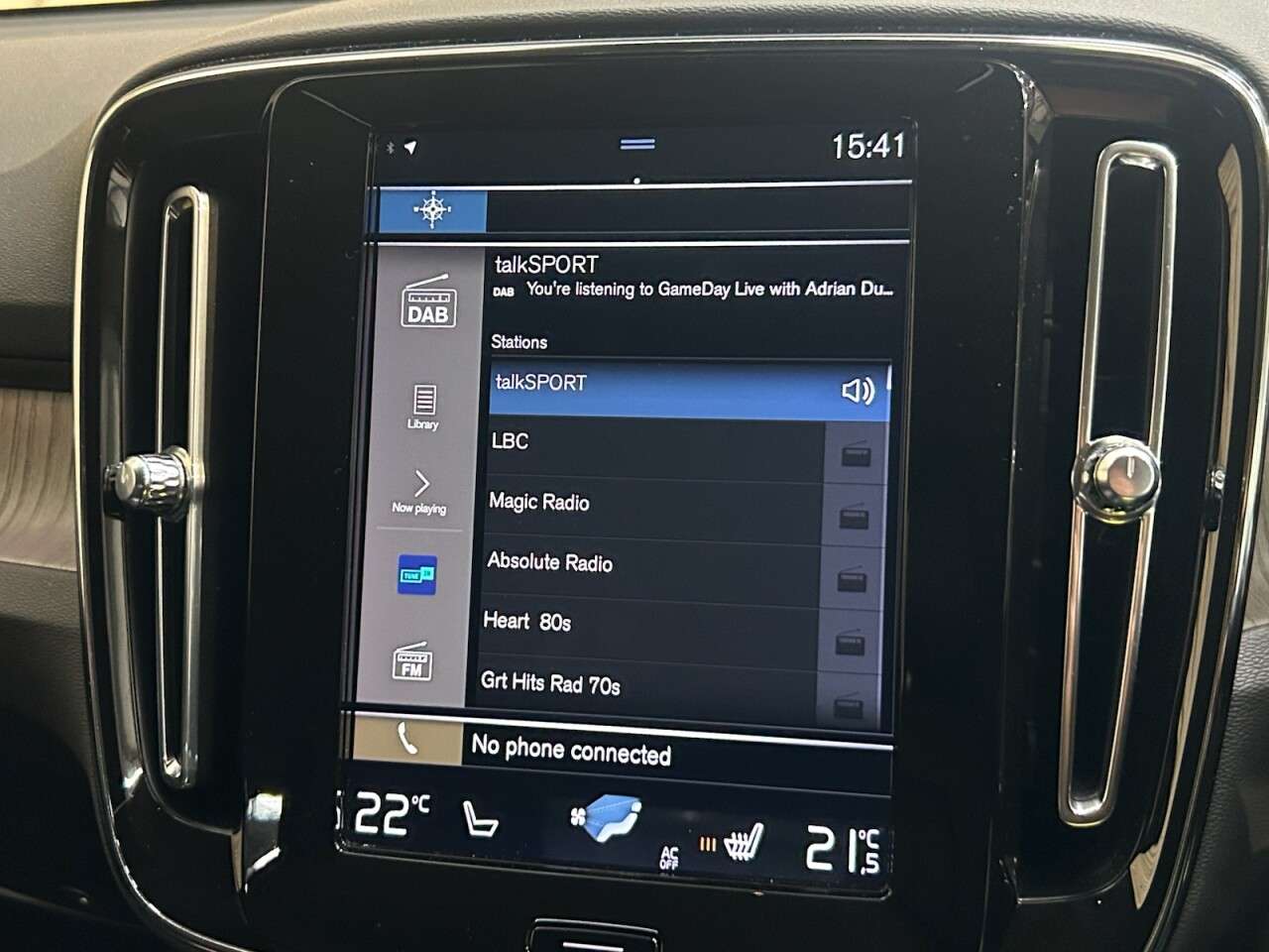 2019 VOLVO XC40 2019 VOLVO XC40