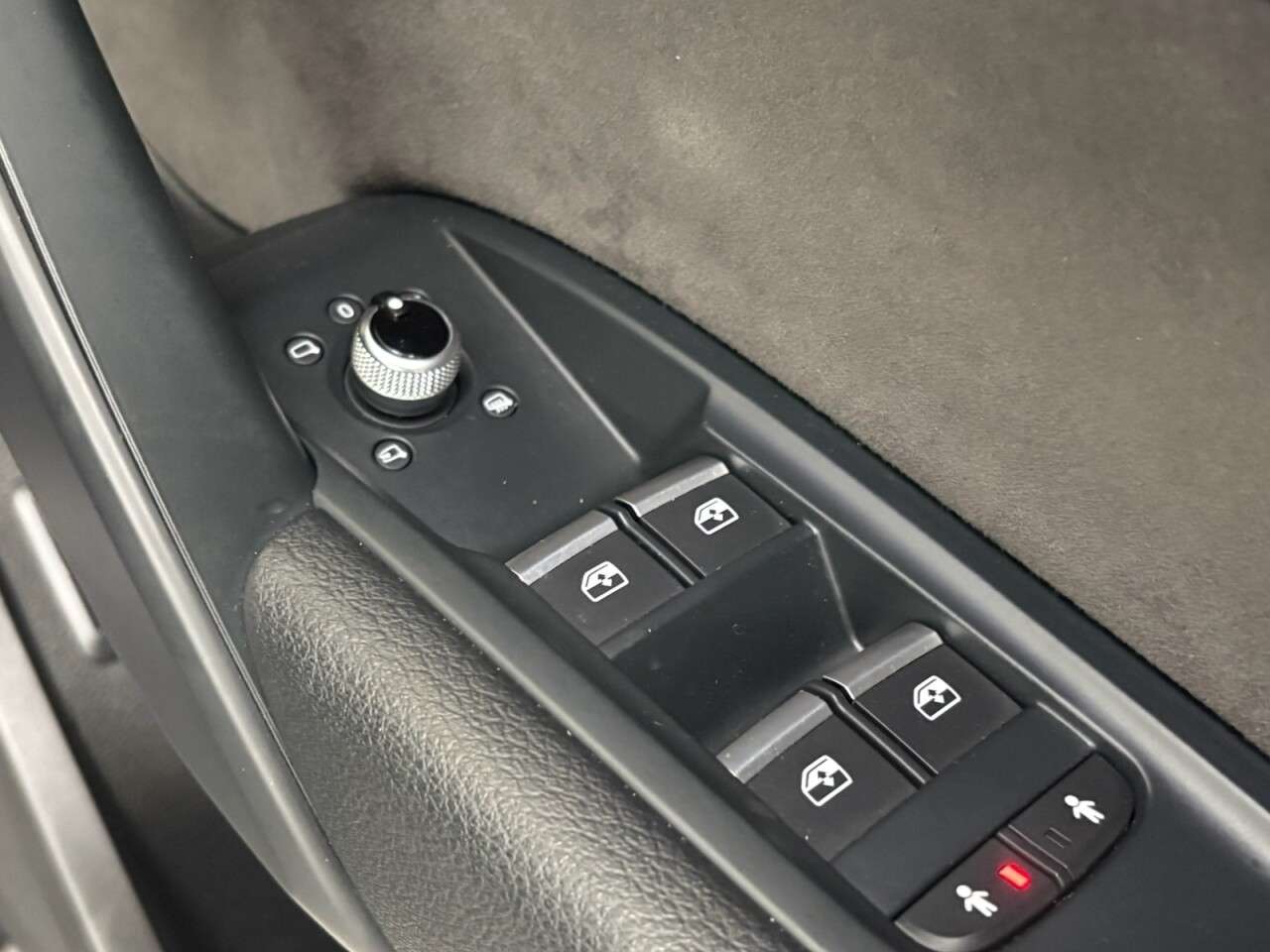 2018 AUDI Q5 2018 AUDI Q5