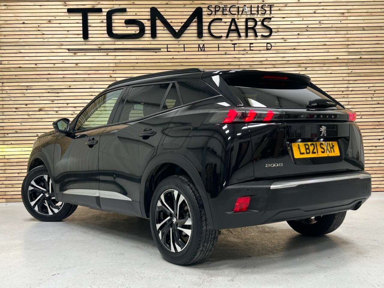 2021 PEUGEOT 2008 2021 PEUGEOT 2008