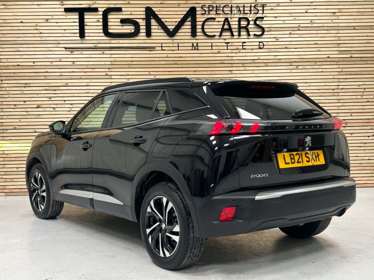 2021 PEUGEOT 2008 2021 PEUGEOT 2008