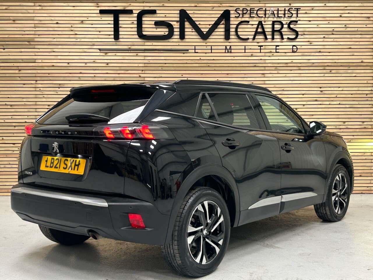 2021 PEUGEOT 2008 2021 PEUGEOT 2008
