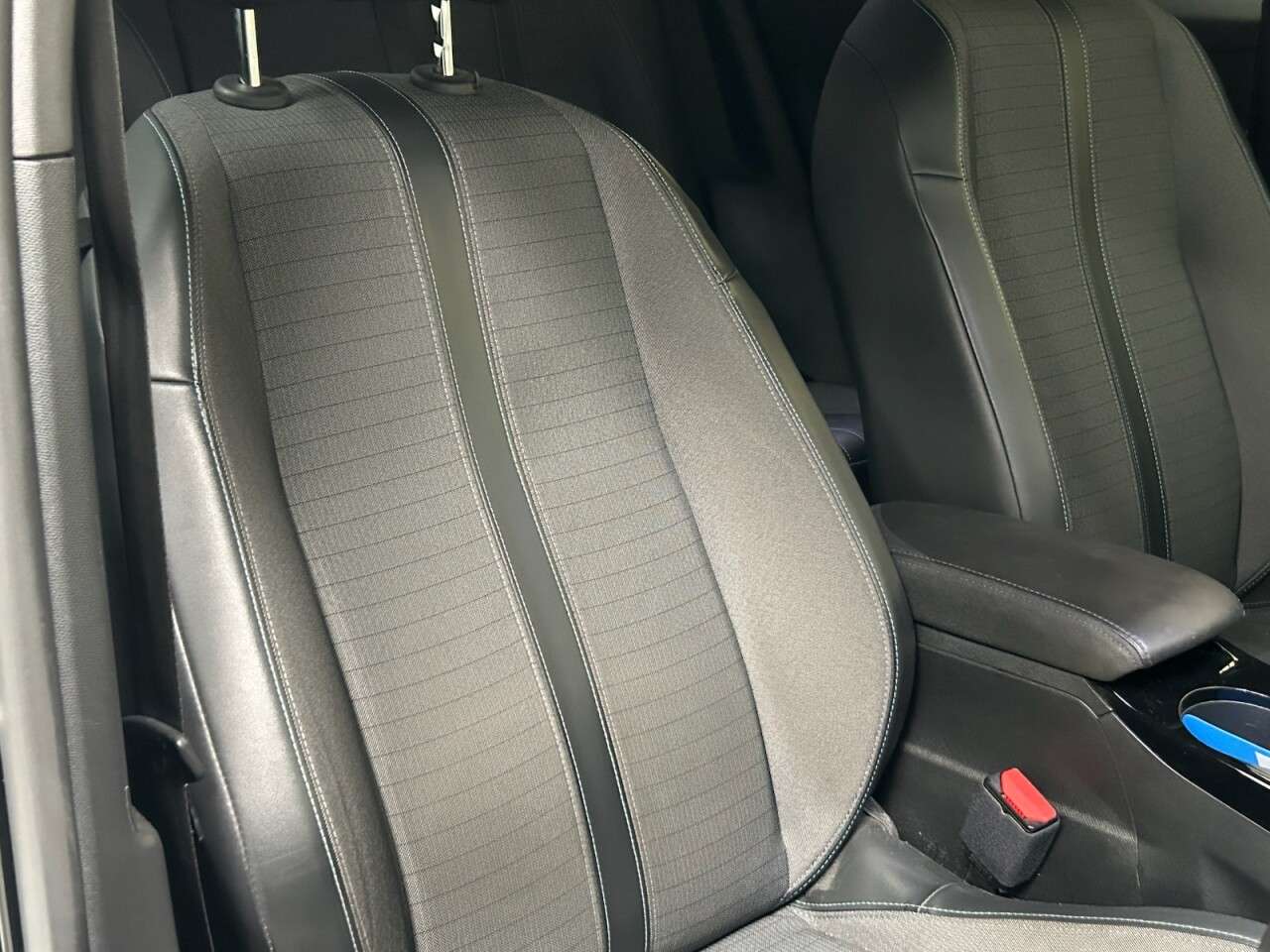 2021 PEUGEOT 2008 2021 PEUGEOT 2008