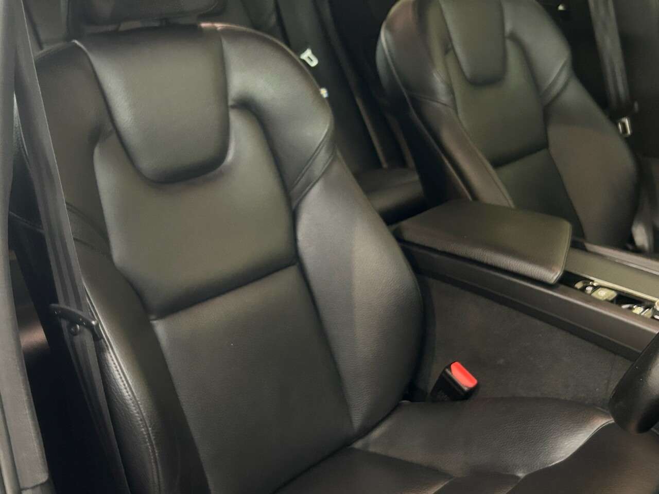 2018 VOLVO XC60 2018 VOLVO XC60