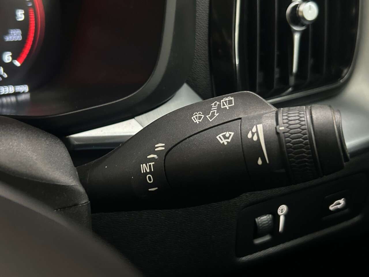2018 VOLVO XC60 2018 VOLVO XC60
