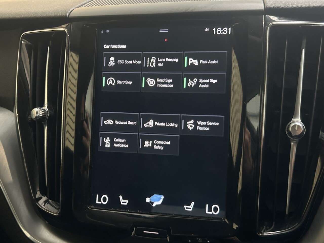 2018 VOLVO XC60 2018 VOLVO XC60