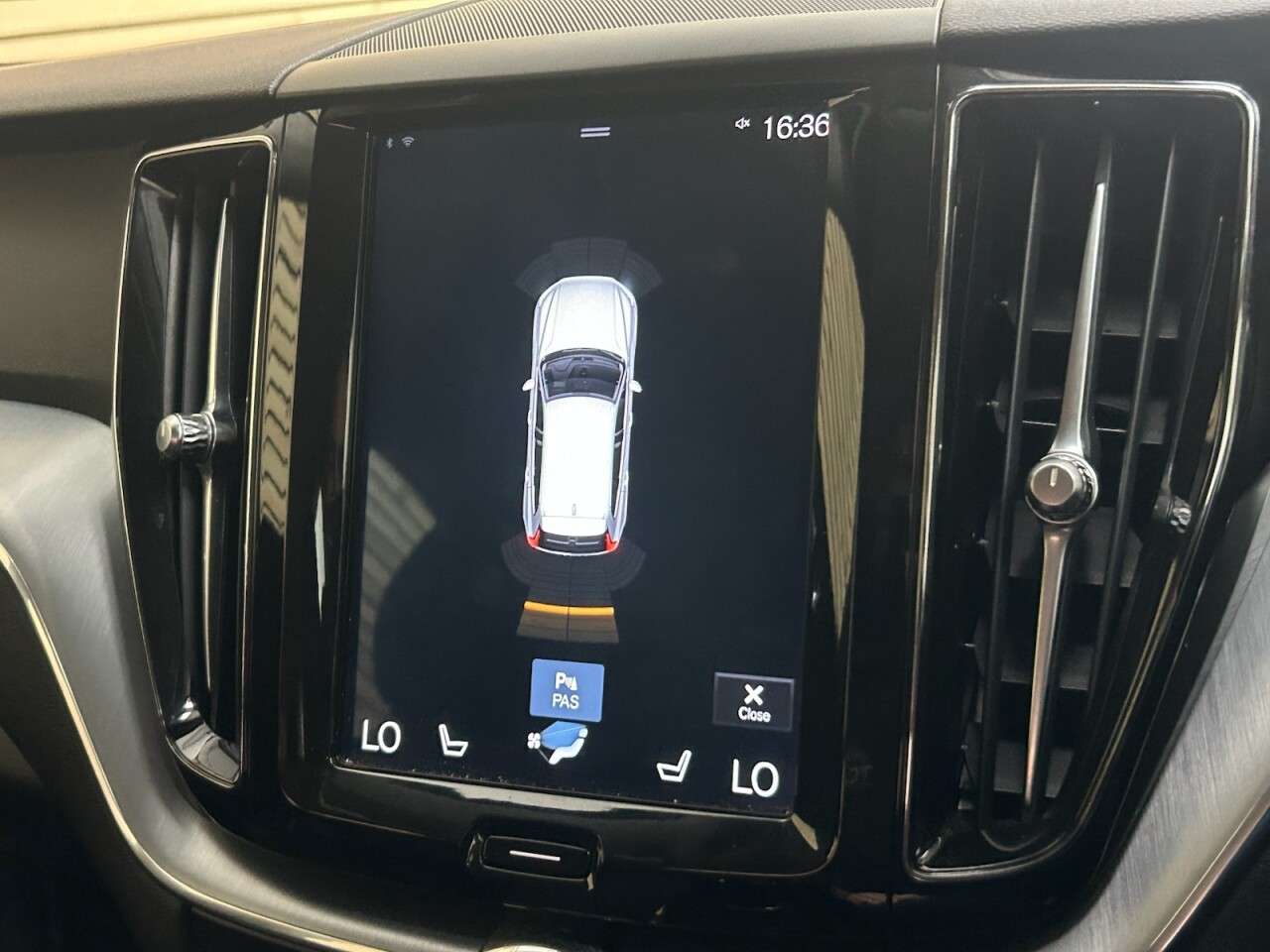 2018 VOLVO XC60 2018 VOLVO XC60