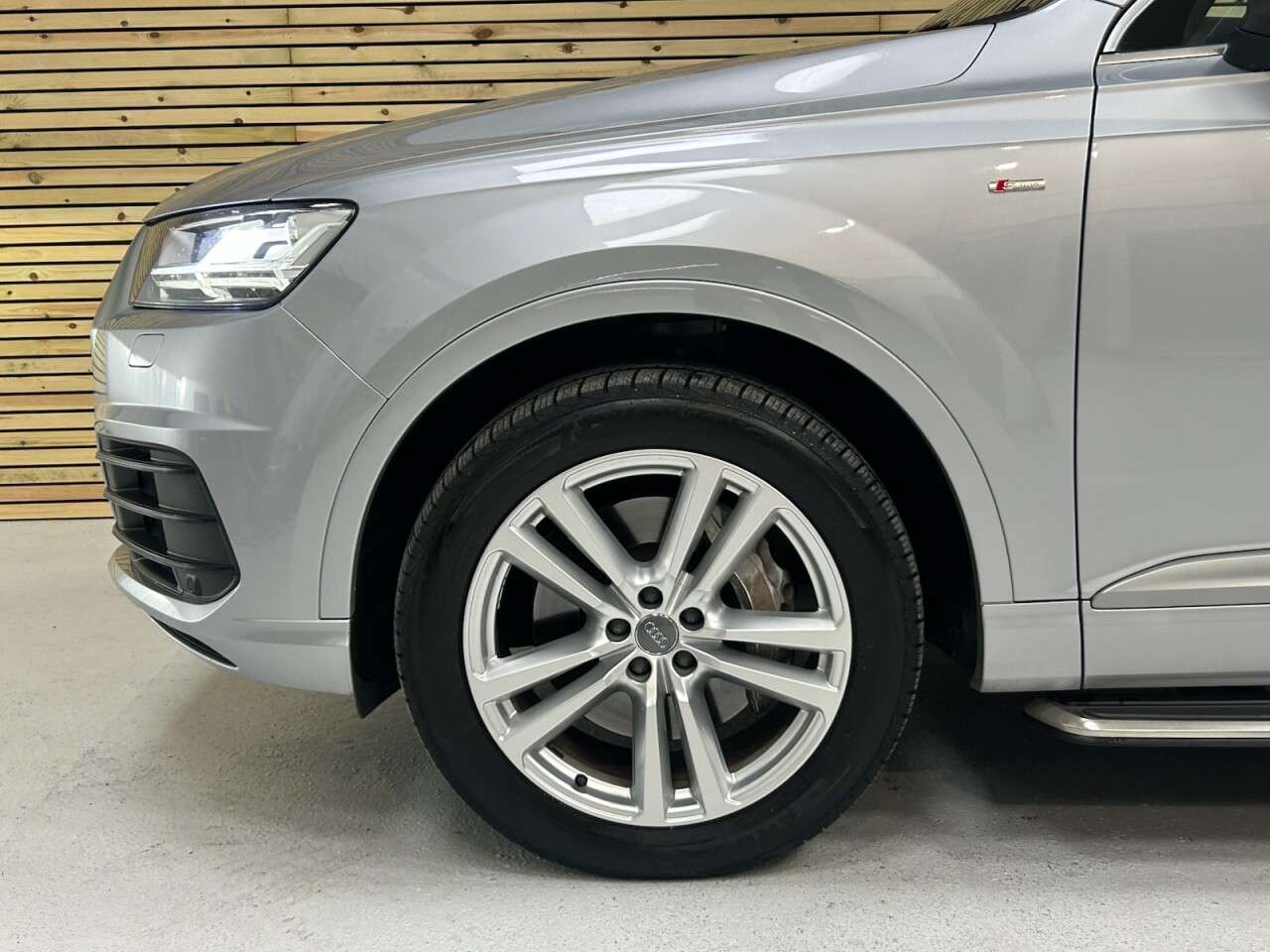2018 AUDI Q7 2018 AUDI Q7