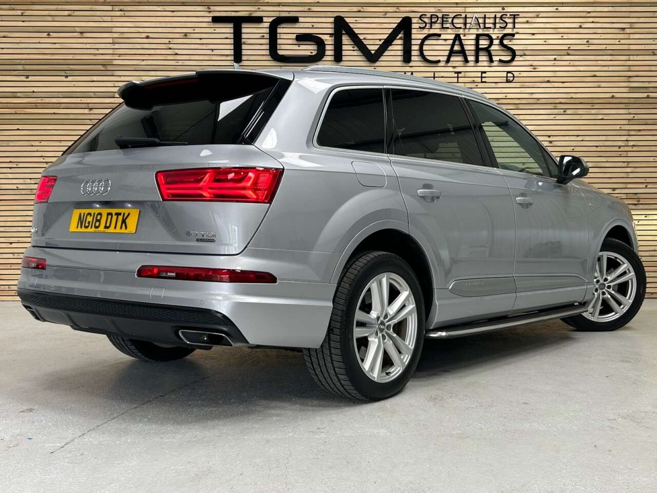 2018 AUDI Q7 2018 AUDI Q7