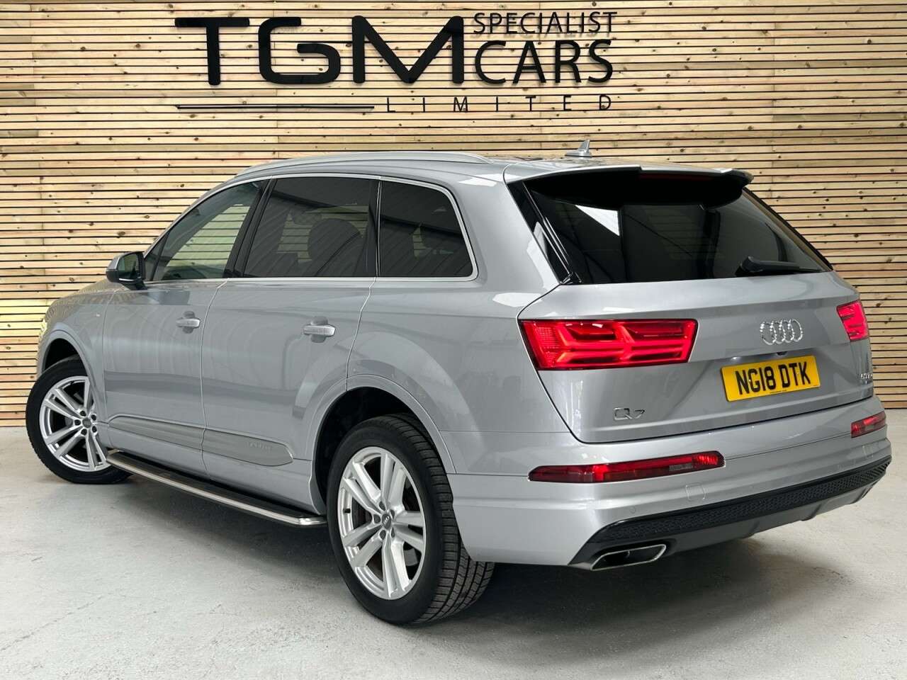 2018 AUDI Q7 2018 AUDI Q7
