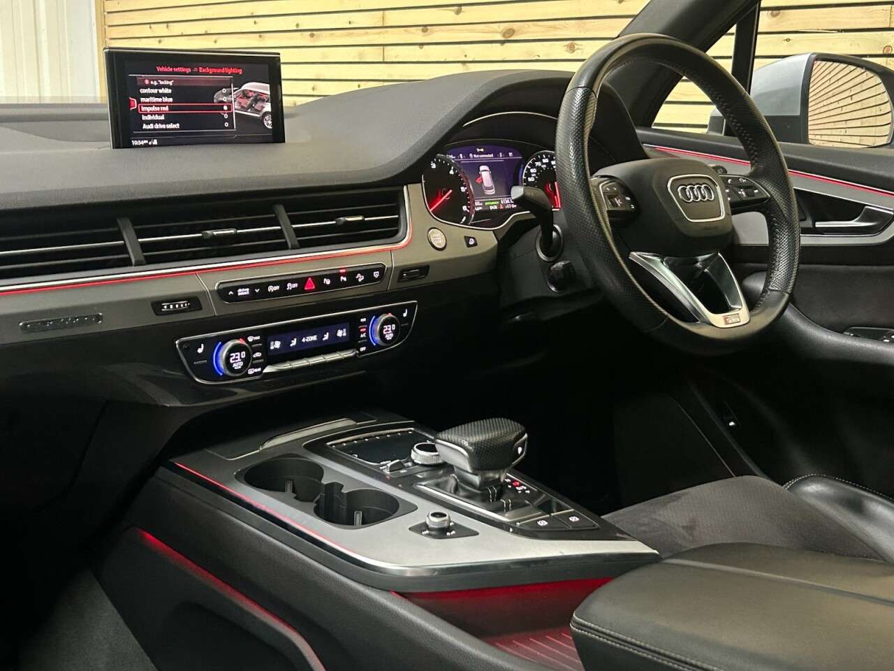 2018 AUDI Q7 2018 AUDI Q7
