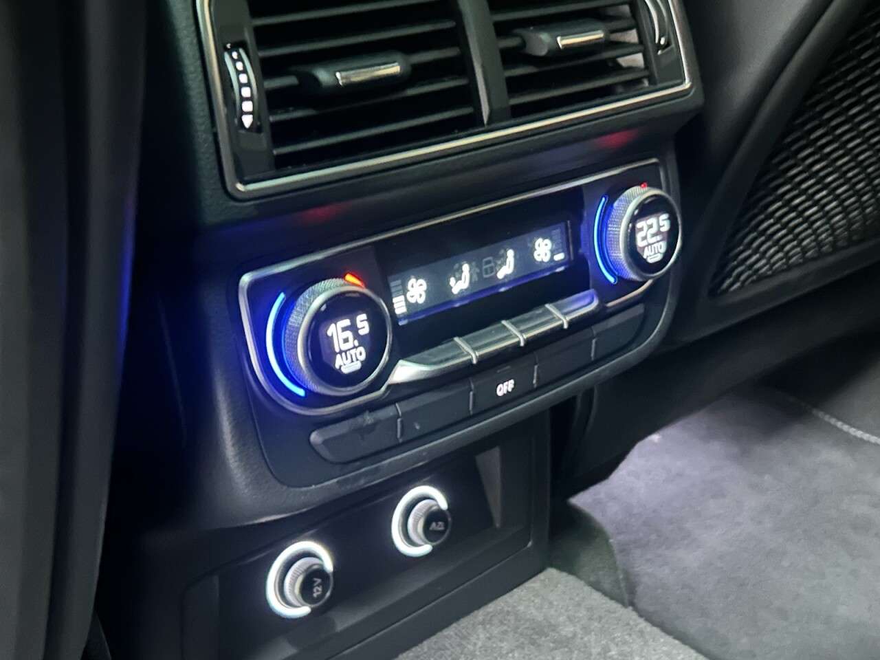 2018 AUDI Q7 2018 AUDI Q7