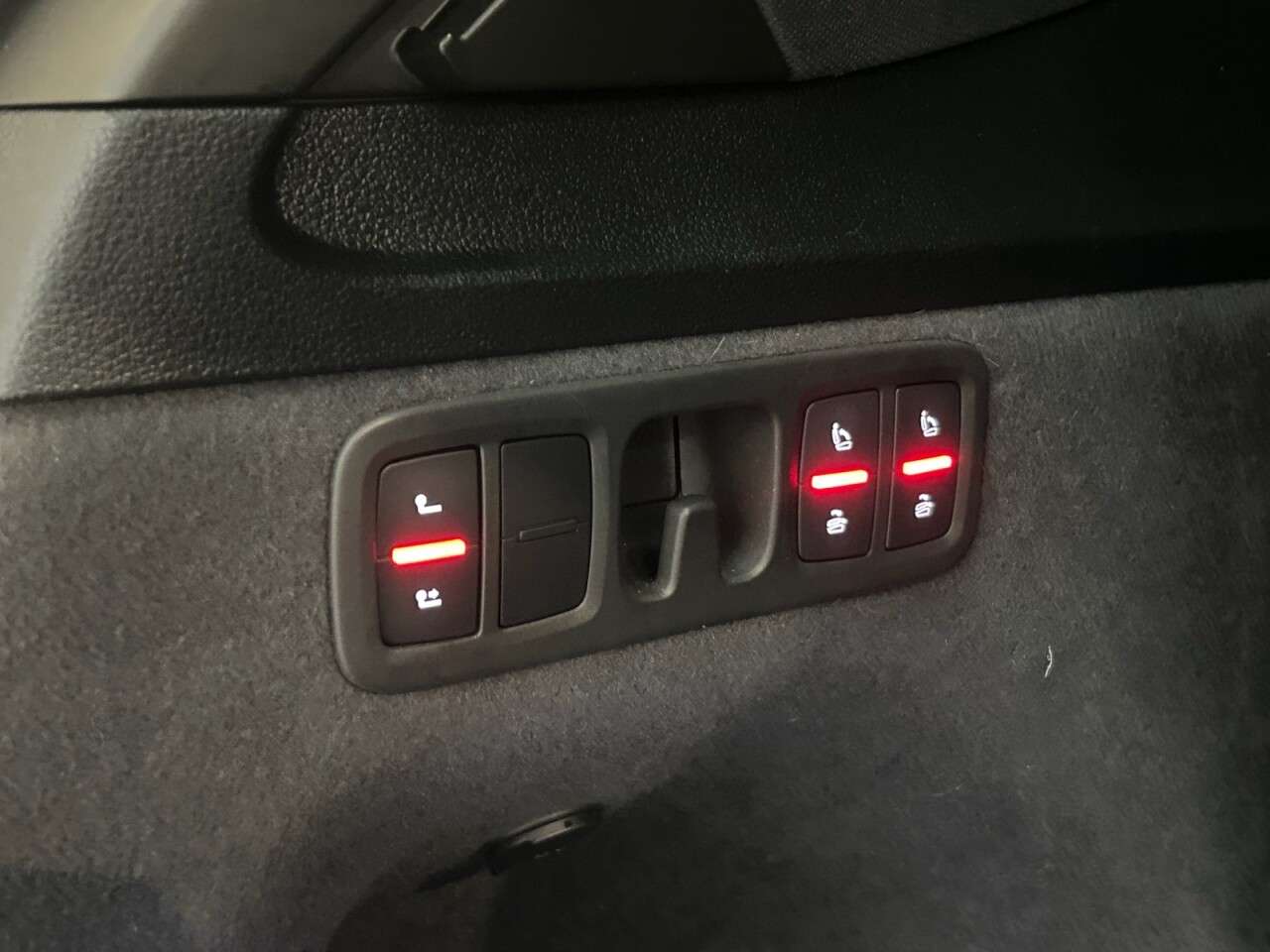 2018 AUDI Q7 2018 AUDI Q7