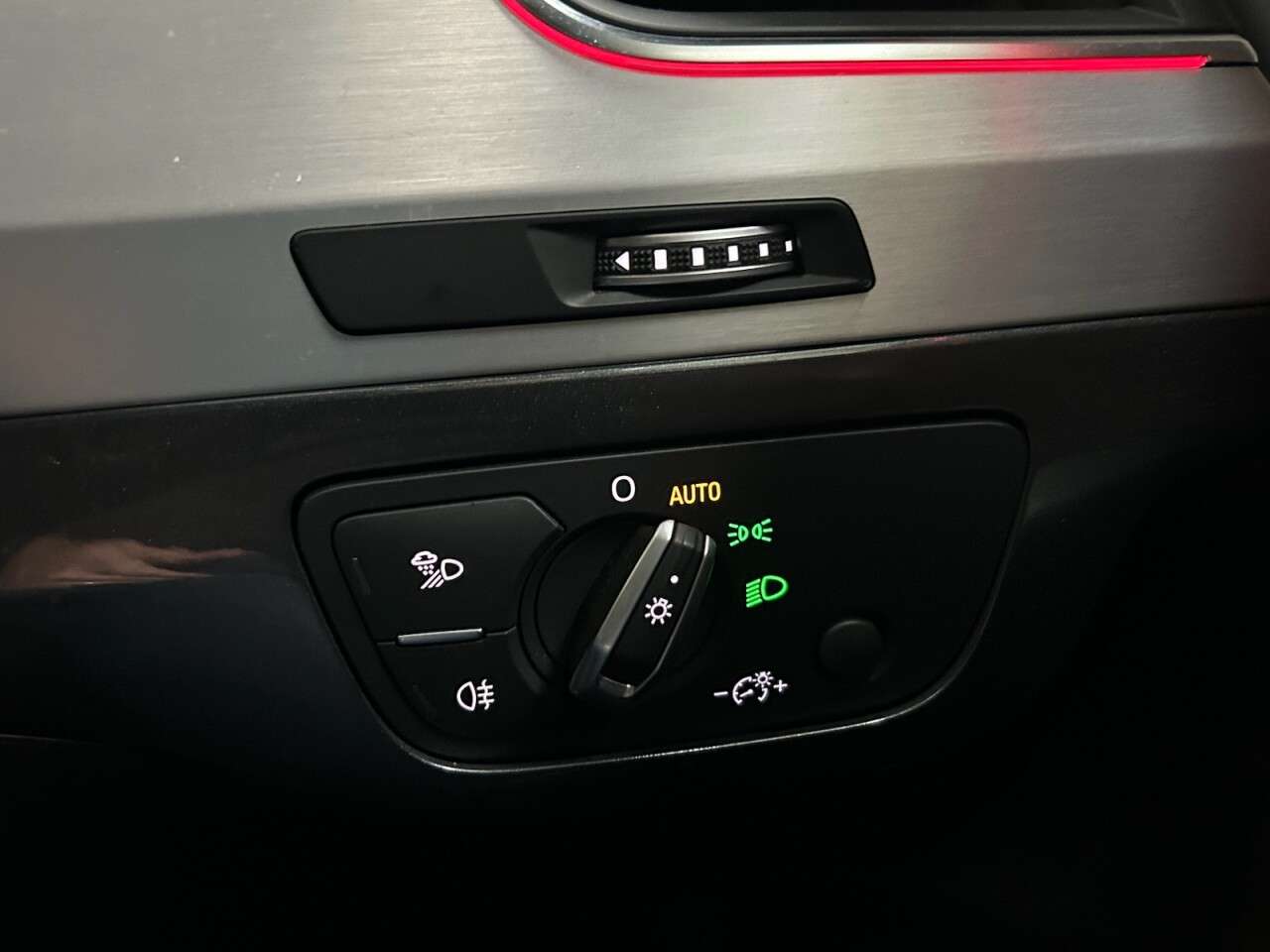 2018 AUDI Q7 2018 AUDI Q7
