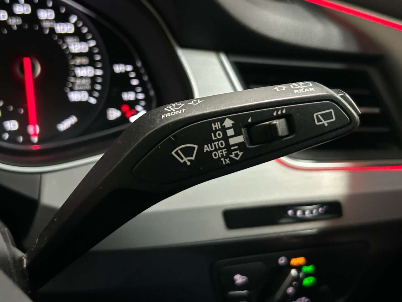 2018 AUDI Q7 2018 AUDI Q7