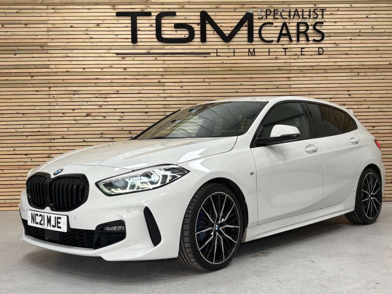 2021 BMW 1 SERIES 2021 BMW 1 SERIES