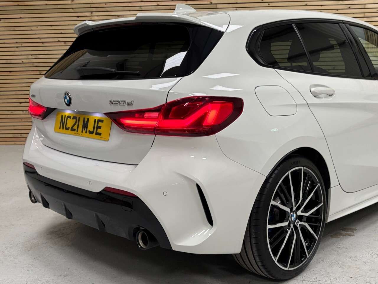 2021 BMW 1 SERIES 2021 BMW 1 SERIES