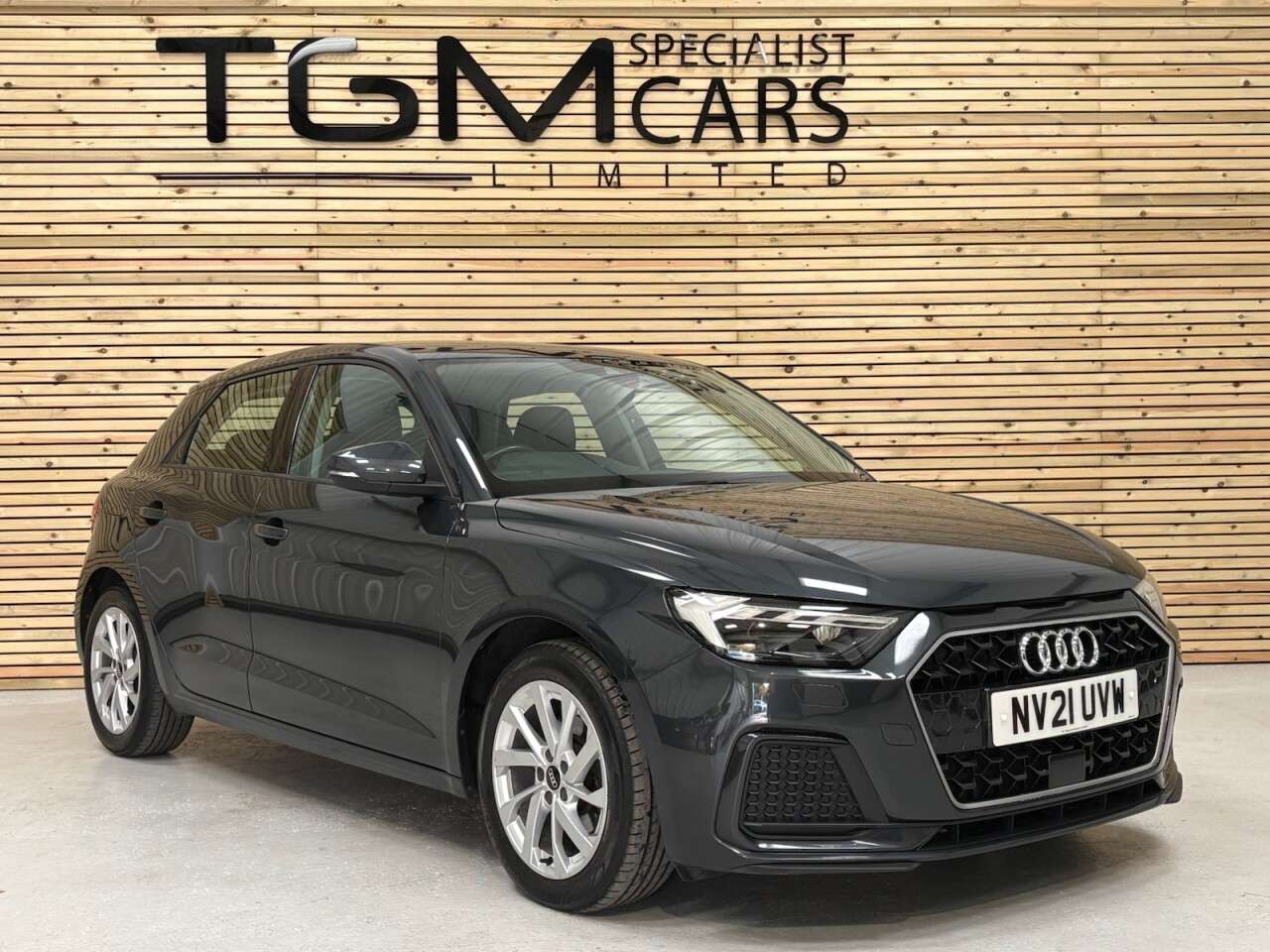 2021 AUDI A1 2021 AUDI A1