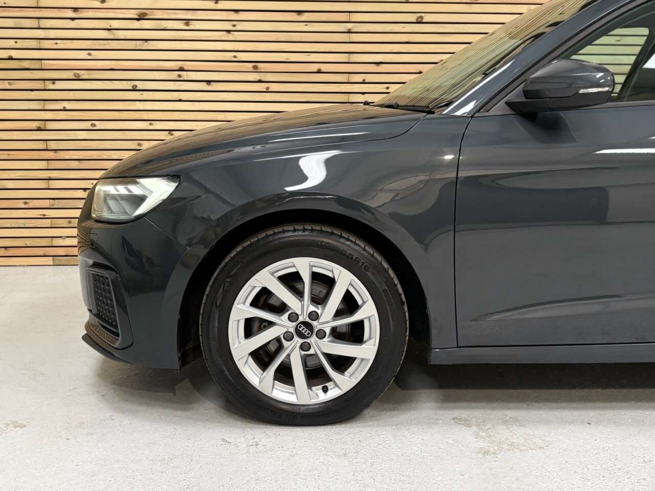 2021 AUDI A1 2021 AUDI A1