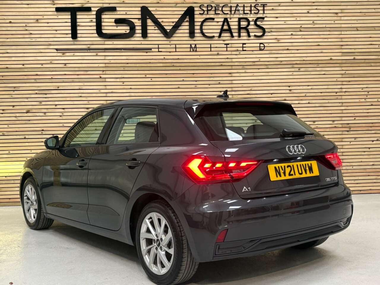 2021 AUDI A1 2021 AUDI A1