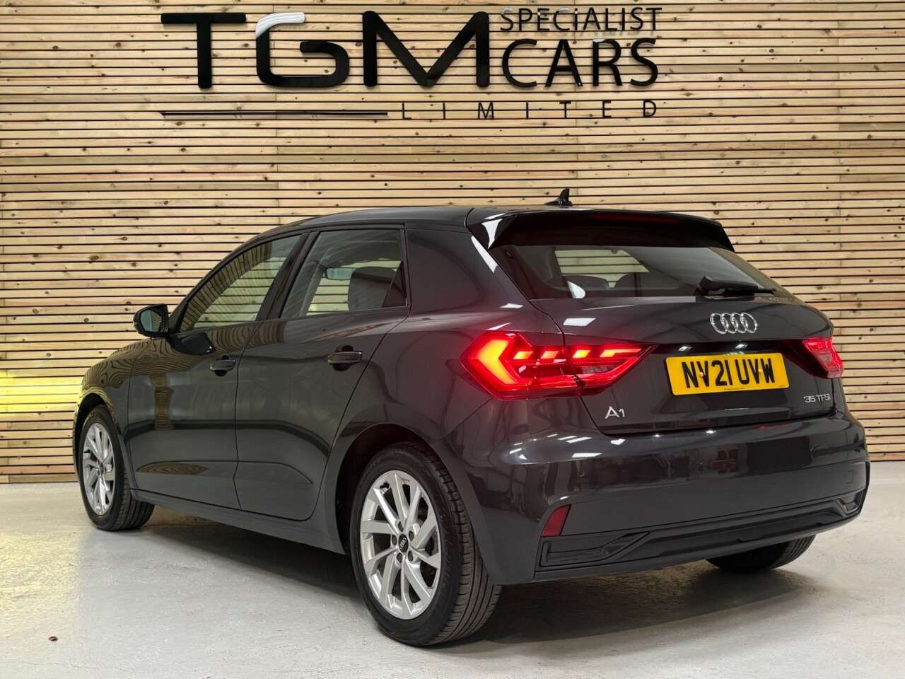 2021 AUDI A1 2021 AUDI A1