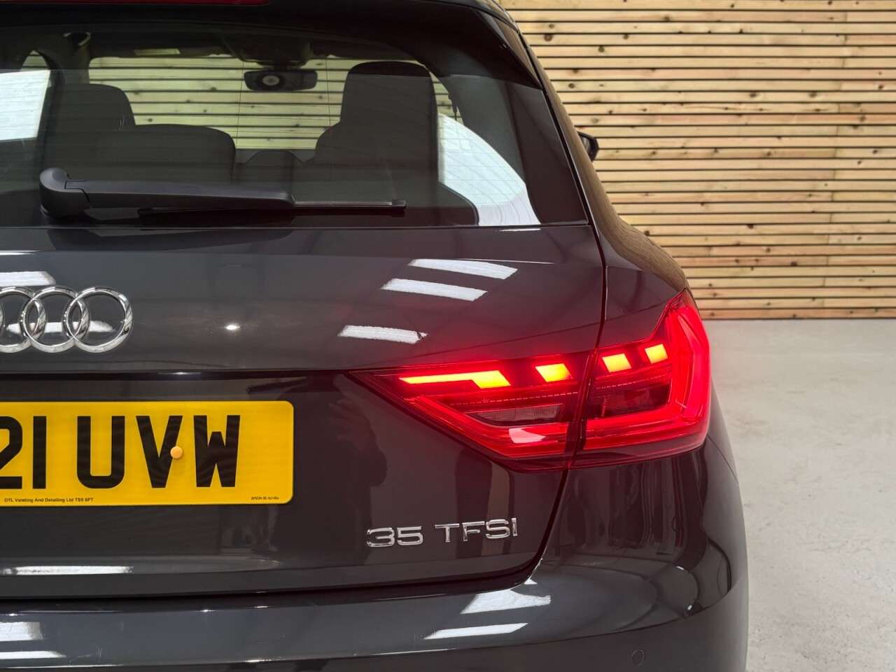 2021 AUDI A1 2021 AUDI A1