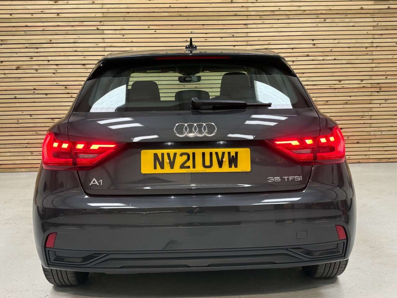 2021 AUDI A1 2021 AUDI A1