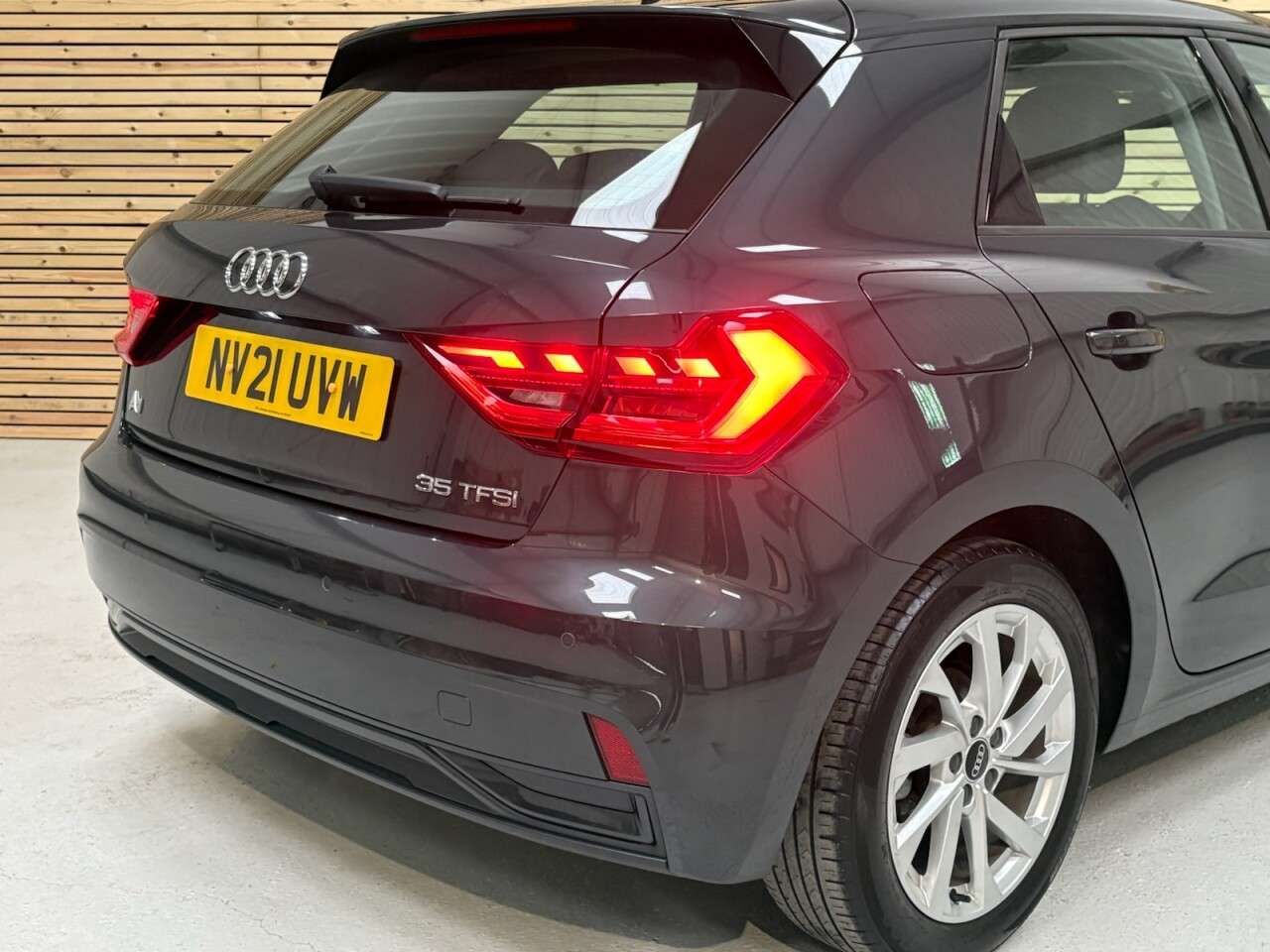 2021 AUDI A1 2021 AUDI A1
