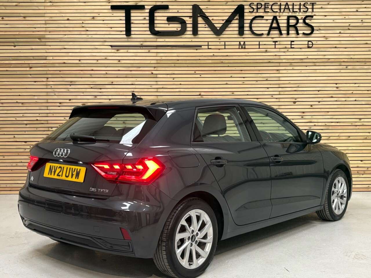 2021 AUDI A1 2021 AUDI A1