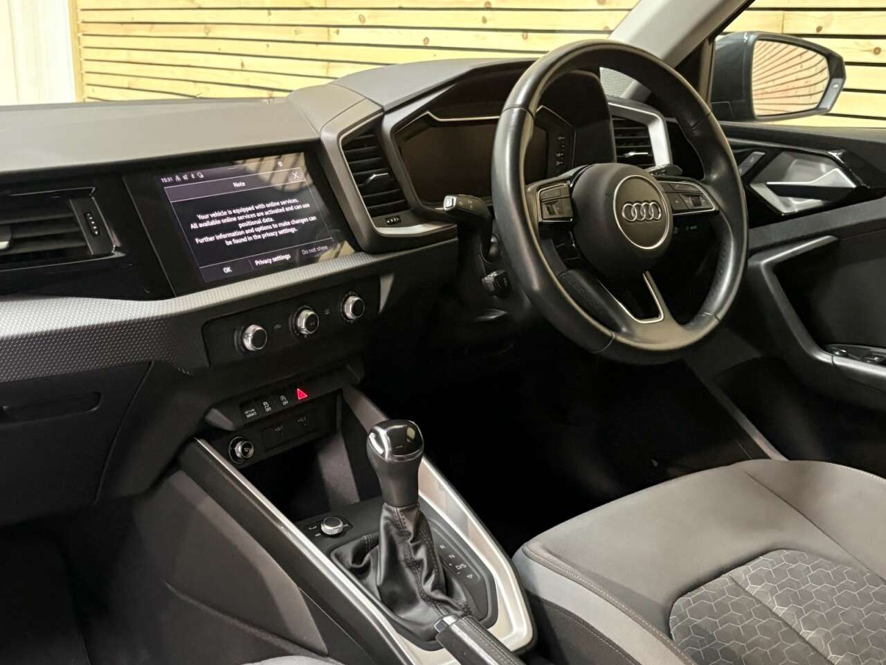 2021 AUDI A1 2021 AUDI A1