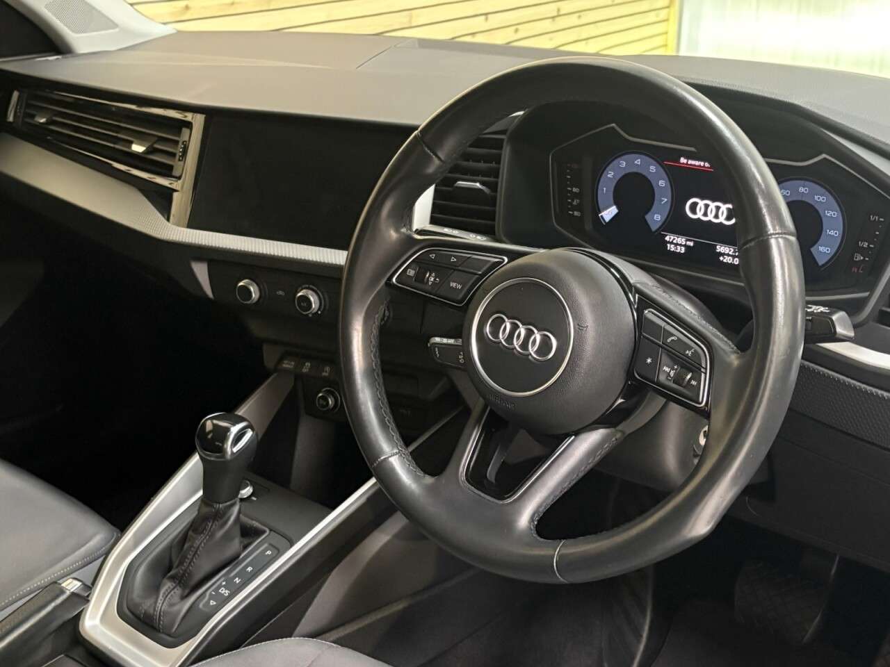 2021 AUDI A1 2021 AUDI A1