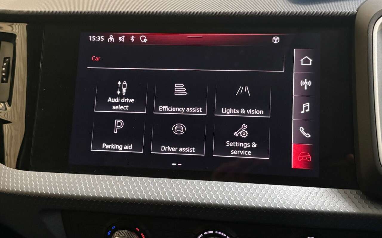 2021 AUDI A1 2021 AUDI A1