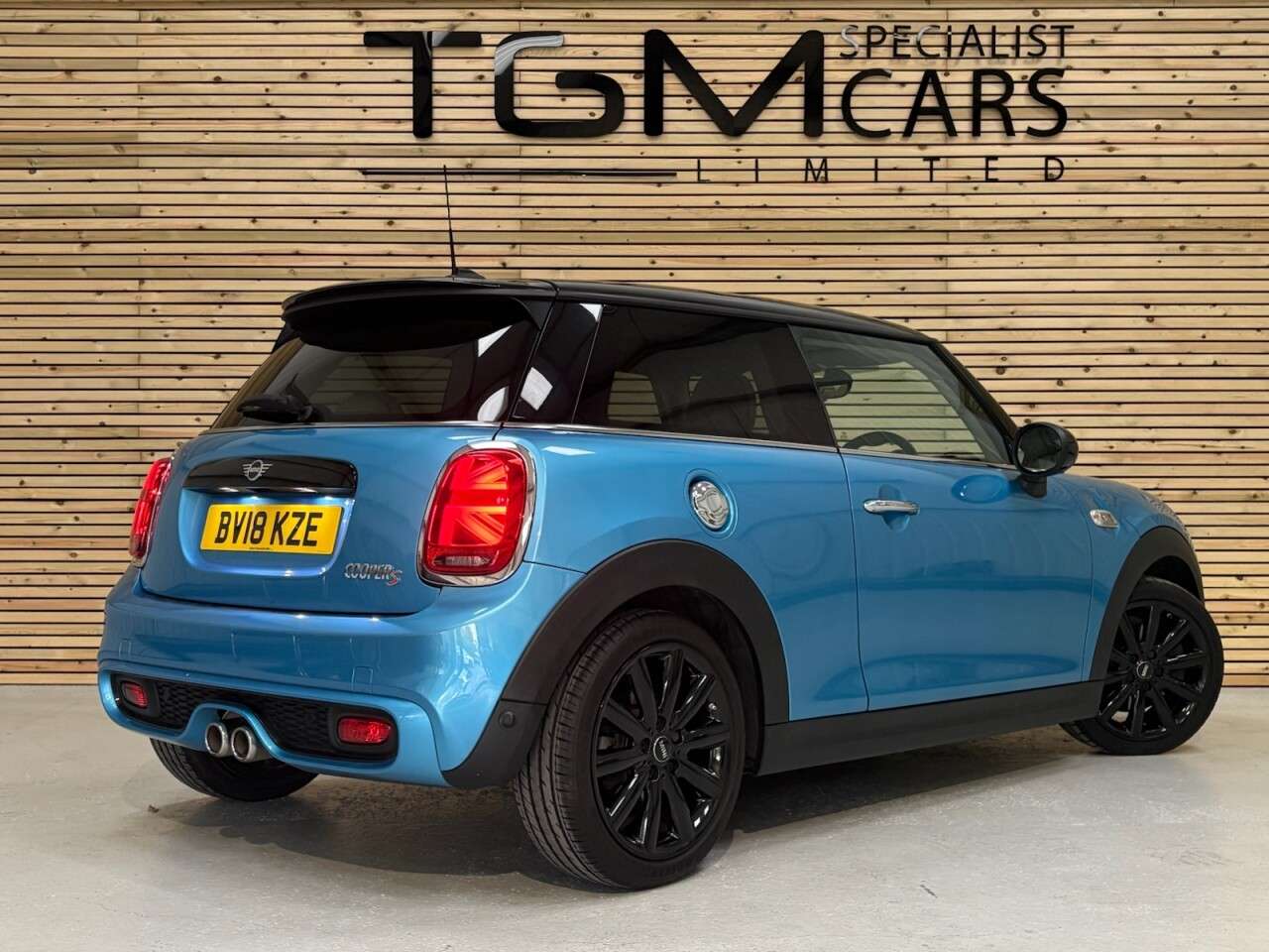2018 MINI HATCH 2018 MINI HATCH