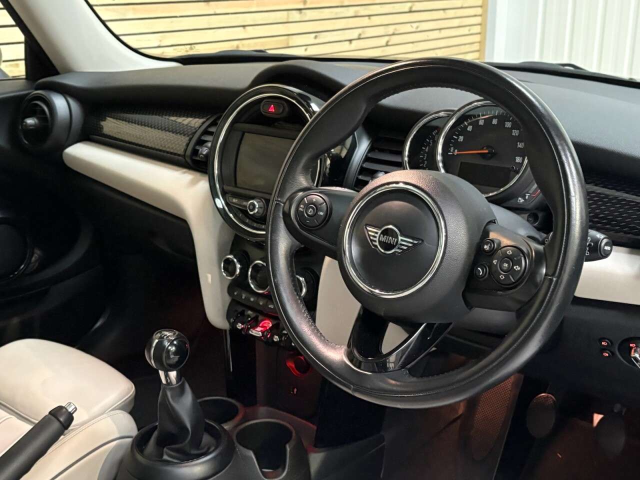 2018 MINI HATCH 2018 MINI HATCH