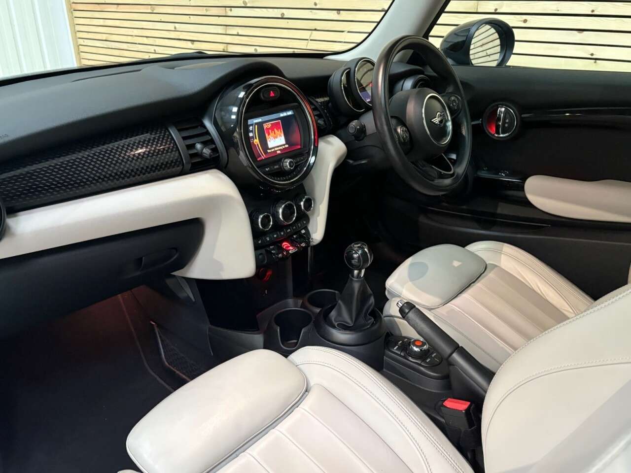 2018 MINI HATCH 2018 MINI HATCH