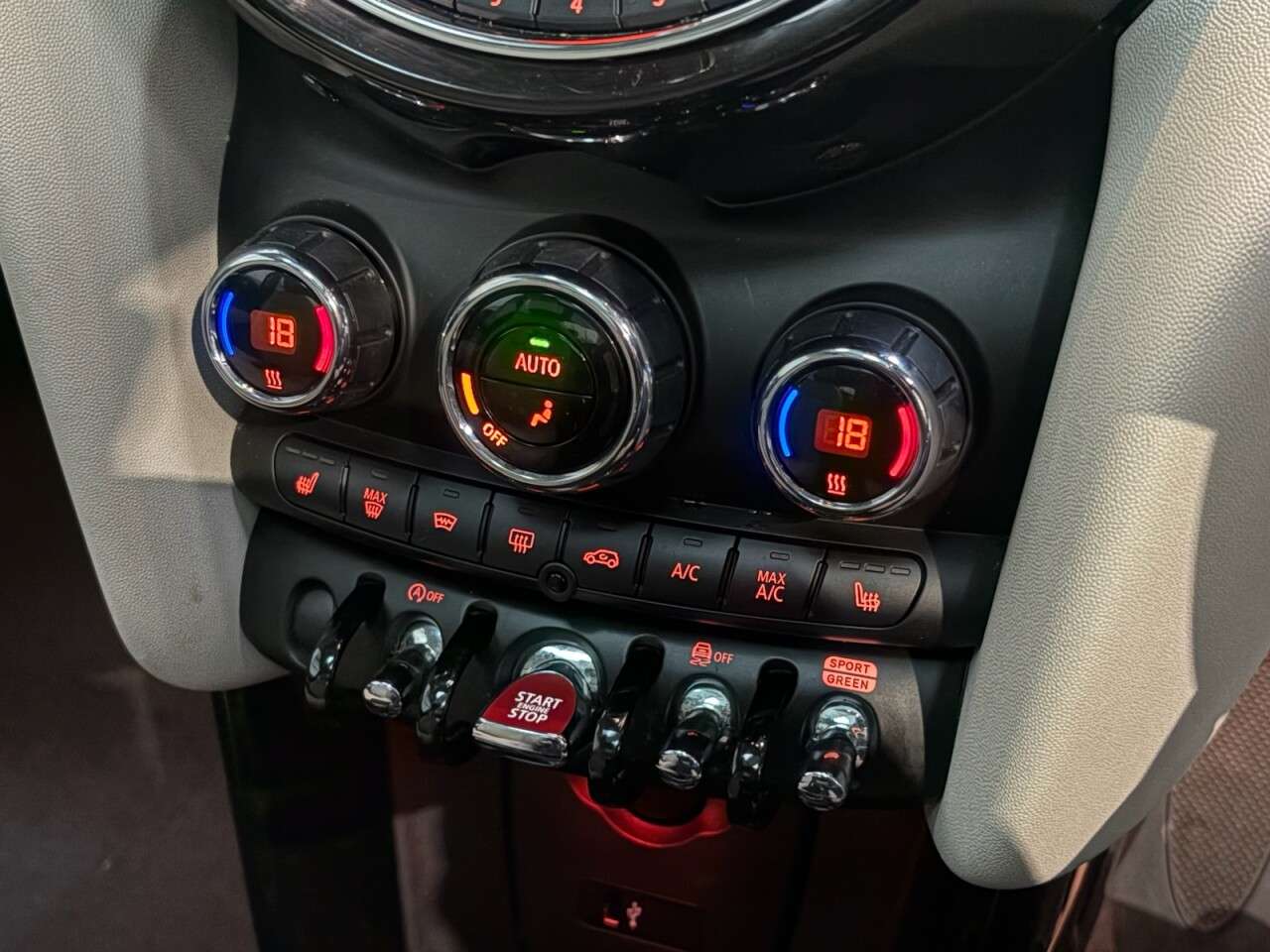 2018 MINI HATCH 2018 MINI HATCH